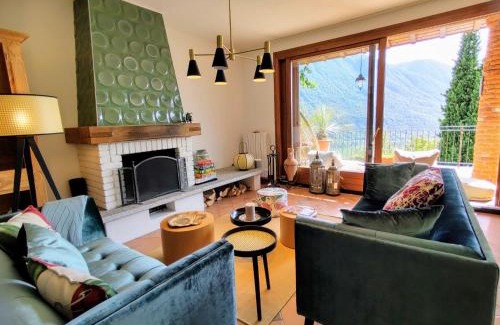 Carlazzo House | Holiday Home Villa Massimo by Interhome