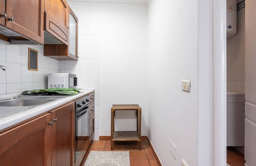 Pirri House | Holiday Home 'Virgilio House 3' with Private Terrace, Wi-Fi and Air Conditioning