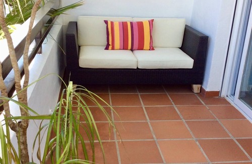Almunecar House | Holiday Home 'Vista Marina' with Mountain View, Garden and Wi-Fi