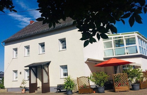 Lieg Apartment | Holiday home Weins Comfortable Vacation Home