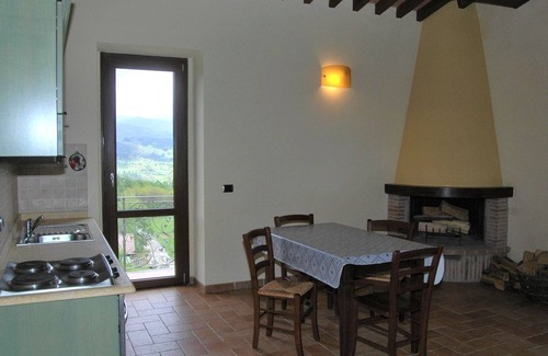 Camporgiano House | Holiday home with pool in Camporgiano