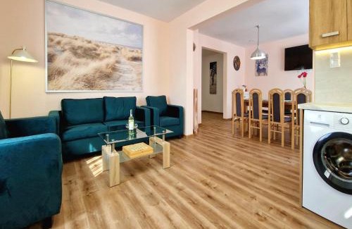 gmina Iwierzyce House | Holiday Home Wi niowa with Pool and Mountains, cleaning included