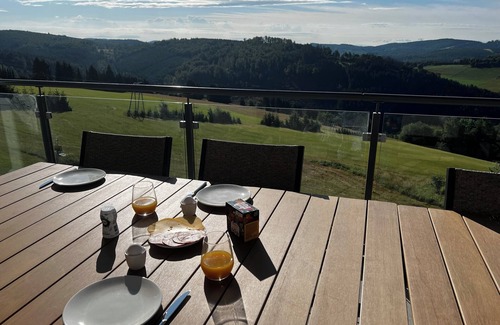 Winterberg House | Holiday Home 'Winterberg D4' with Mountain View, Shared Terrace and Wi-Fi