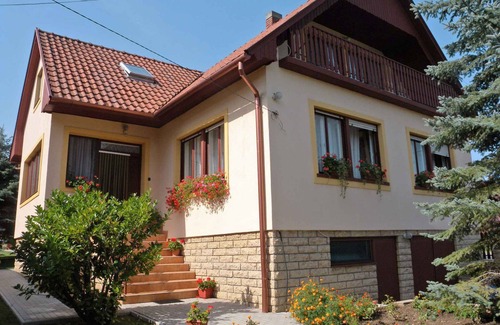 Badacsonytomaj House | Holiday home with outdoor pool and air conditioning