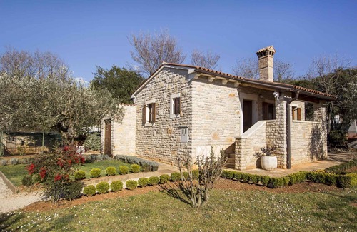 Rovinj House | Holiday home with a/c