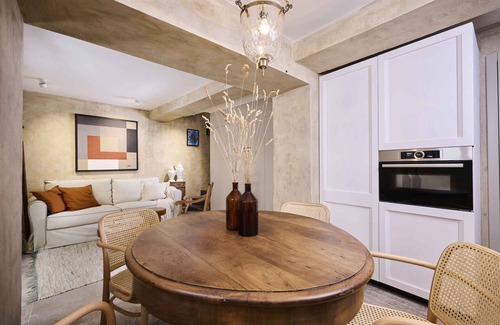 Groznjan House | Holiday home with air conditioning and Internet