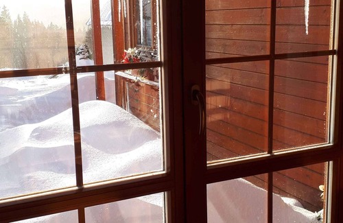 Marianska House | Holiday home with fireplace and sauna near the forest