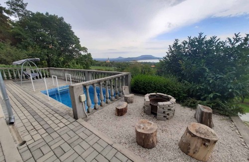 Balatongyorok House | Holiday home with view and pool
