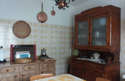 Ponte della Venturina House | Holiday home with panoramic garden near the lake Suviana
