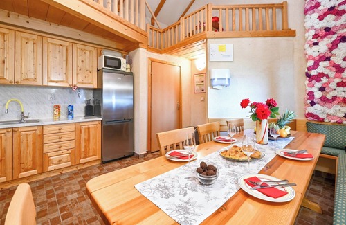 Radoboj House | Holiday home with jacuzzi, sauna, terrace and garden