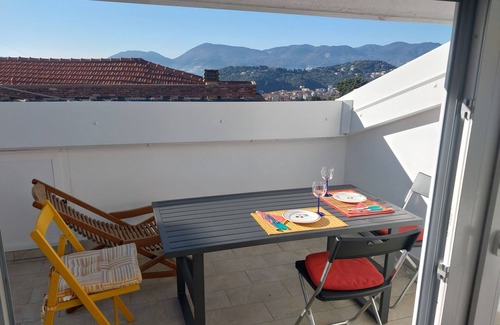 Pugliola House | Holiday home with large terrace in ancient ligurian village, close to the beach