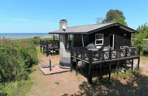 Martofte House | Holiday home with panoramic ocean view near Kerteminde