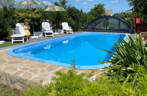 Gyenesdias House | Holiday home with pool, air conditioning and WiFi