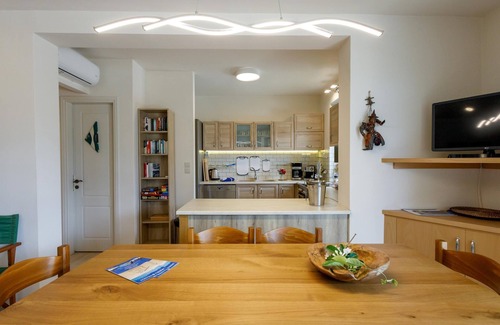 Lefktro House | Holiday home with private pool in quiet location, close to the Stoupa sandy beac