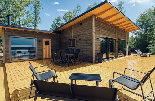 Lonashult House | Holiday home with sauna and lake view in scenic Lönashult | SE06090