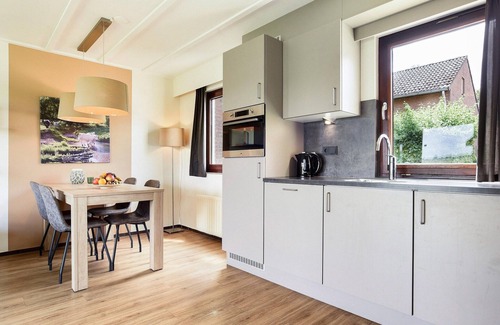 Vijlen House | Holiday home with sauna, 8km of the Drielandenpunt