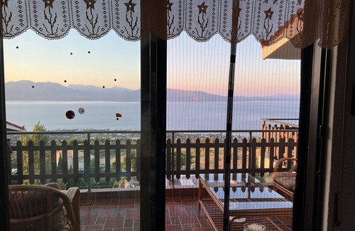 Kalamos House | Holiday Home With Unique Views And Private Garden