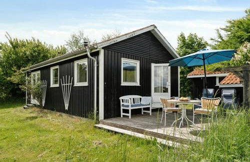 Skødshoved Strand House | Holiday Home With View Over Mols Hills