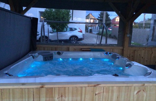 Gyenesdias House | Holiday home with whirlpool, large garden pavilion, air conditioning and WiFi