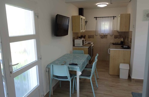Belatelep House | Holiday home with wifi and air conditioning