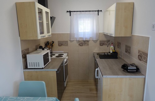 Belatelep House | Holiday home with wifi and air conditioning