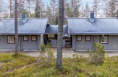 Akaslompolo House | Holiday Home Ylläksen tunturihonkamaja 5 by Interhome