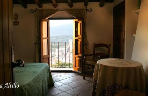 Zahara de la Sierra House | Holiday house Zahara de la Sierra for 1 - 6 persons with 3 bedrooms - Holiday home