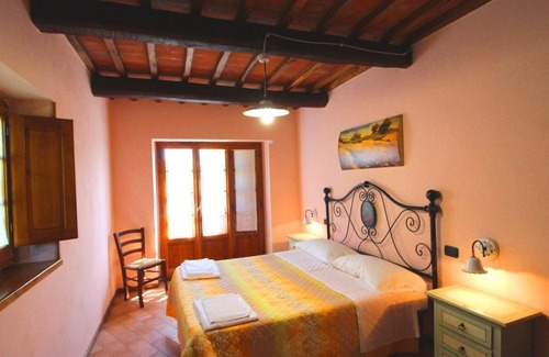 Castiglion Fibocchi House | Holiday house Castiglion Fibocchi for 1 - 20 persons with 9 bedrooms - Holiday home