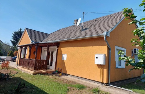 Balatonszentgyoergy House | Holiday house Balatonszentgyörgy for 1 - 6 persons with 3 bedrooms - Holiday home