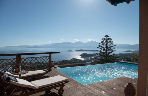 Katsikia House | Holiday house Agios Nikolaos for 1 - 9 persons with 5 bedrooms - Holiday house