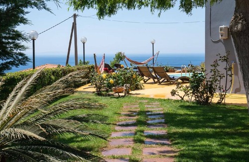 Mirthios House | Holiday house Agios Vasilios for 1 - 6 persons with 3 bedrooms - Holiday house