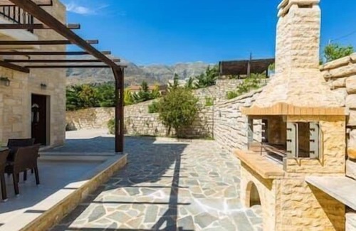 Lefkogeia House | Holiday house Agios Vasilios for 1 - 12 persons with 5 bedrooms - Holiday home