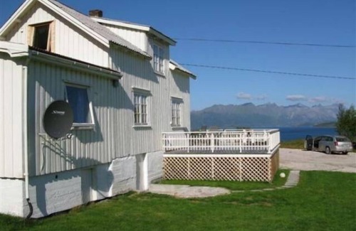 Meloy House | Holiday house Ågskardet for 1 - 7 persons with 4 bedrooms - Holiday home