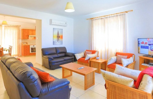 Argaka House | Holiday house Argaka for 1 - 8 persons with 2 bedrooms - Holiday home