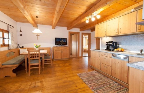 Arnbruck House | Holiday house Arnbruck for 10 persons with 5 bedrooms - Holiday apartment in one or multi-family hou