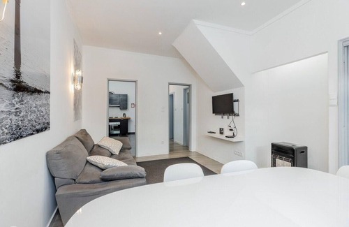 Aveiro House | Holiday house Aveiro for 1 - 8 persons with 5 bedrooms - Holiday home
