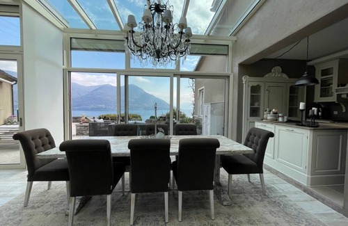Brissago House | Holiday house Brissago for 1 - 6 persons with 3 bedrooms - Holiday home