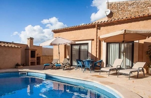 Es Llombards House | Holiday house Es Llombards for 1 - 4 persons with 3 bedrooms - Holiday home