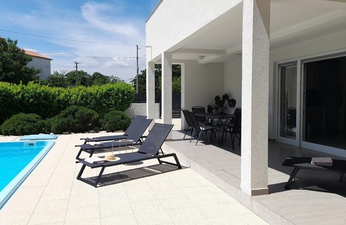 Filipana House | Holiday house Filipana for 1 - 6 persons with 3 bedrooms - Twin house