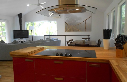 Margaret River House | Holiday House - Forest in the Town