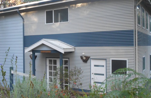 Margaret River House | Holiday House - Forest in the Town