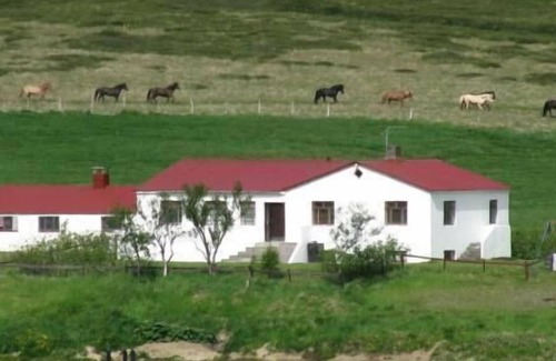 Ljosavatn House | Holiday house Fosshóll for 1 - 6 persons with 3 bedrooms - Holiday home