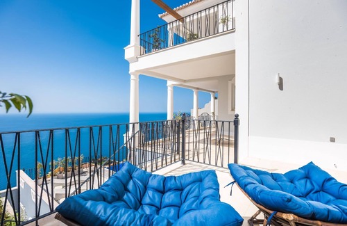 Sao Goncalo House | Holiday house Funchal for 2 - 8 persons with 4 bedrooms - Holiday house