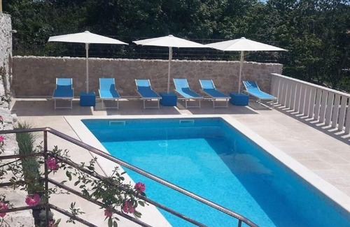 Gabonjin House | Holiday house Gabonjin for 1 - 11 persons with 5 bedrooms - Twin house