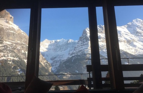 Grindelwald Ski Chalet | Holiday house Grindelwald for 1 - 8 persons with 4 bedrooms - Holiday house