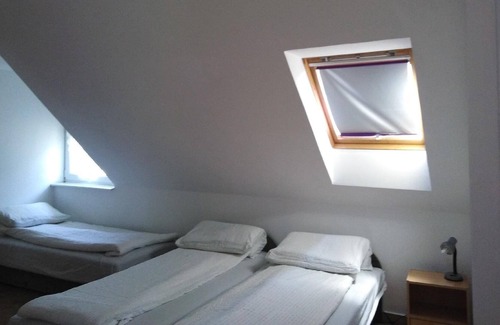 Balatonmariafurdo House | Holiday house Balatonmáriafürdõ for 1 - 7 persons with 3 bedrooms - Holiday home