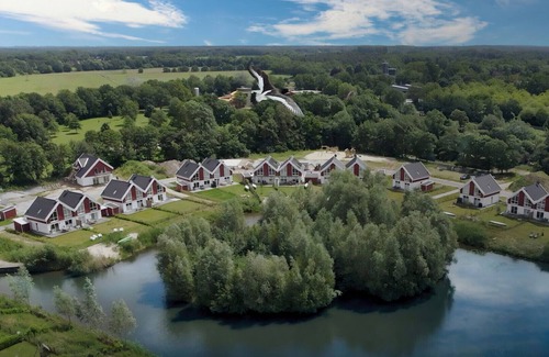 Nordhorn House | Holiday house in the Seepark Nordhorn with sauna, whirlpool and fireplace