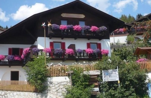 Maranza House | Holiday house Meransen (Maranza) for 2 - 14 persons with 6 bedrooms - Holiday apartment in one or mu
