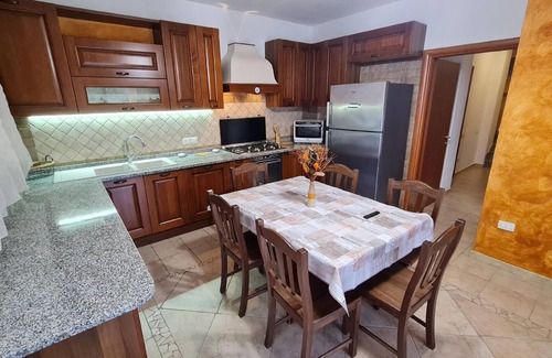 Quartu Sant'Elena House | Holiday house Quartu Sant'Elena for 1 - 6 persons with 3 bedrooms - Row house
