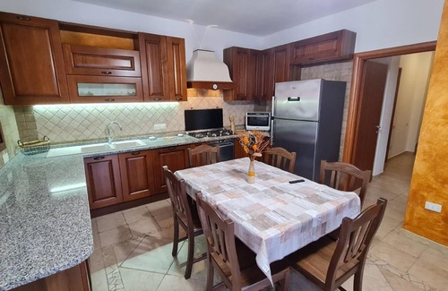 Quartu Sant'Elena House | Holiday house Quartu Sant'Elena for 1 - 6 persons with 3 bedrooms - Row house